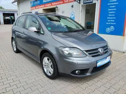 Grau Gebraucht 2007 VW Golf Plus Cross Edition Van / Kleinbus | 3.499 € (Guter Preis)