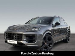 Grau Neu 2025 Porsche Cayenne Black Edition SUV | 134.358 € (Teuer)