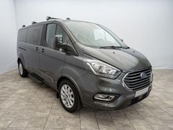 Grau Gebraucht 2023 Ford Tourneo Titanium X Van / Kleinbus | 38.940 € (Guter Preis)