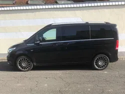 Schwarz Gebraucht 2016 Mercedes V250 Avantgarde Van / Kleinbus | 28.995 € (Fairer Preis)