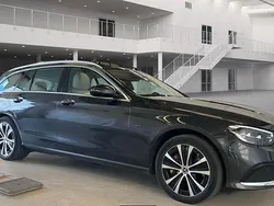 Grau Gebraucht 2021 Mercedes E300 Limousine | 28.980 € (Guter Preis)