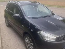 Schwarz Gebraucht 2010 Nissan Qashqai +2 Tekna SUV | 8.500 € (Teuer)