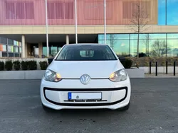 Weiß Gebraucht 2013 VW up! take up! Kleinwagen | 3.800 € (Guter Preis)