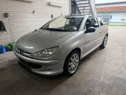 Silber Gebraucht 2004 Peugeot 206 CC Cabrio | 1.499 € (Fairer Preis)