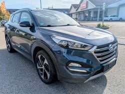 Blau Gebraucht 2016 Hyundai Tucson Style SUV | 12.300 € (Guter Preis)