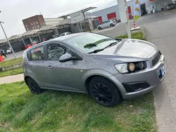 Grau Gebraucht 2012 Chevrolet Aveo LT Kleinwagen | 3.790 € (Fairer Preis)