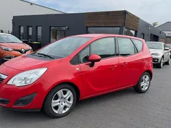 Rot Gebraucht 2012 Opel Meriva Edition Van / Kleinbus | 2.200 € (Superpreis)