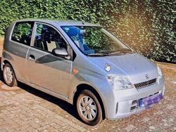 Silber Gebraucht 2004 Daihatsu Cuore Kleinwagen | 2.500 €