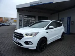 Weiß Gebraucht 2017 Ford Kuga ST-Line SUV | 17.990 € (Teuer)