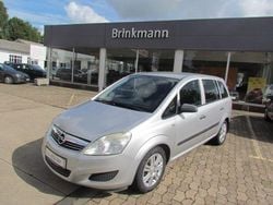 Silber Gebraucht 2009 Opel Zafira Selection Van / Kleinbus | 7.200 €