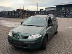 Grün Gebraucht 2006 Renault Mégane GrandTour Kombi | 1.400 €