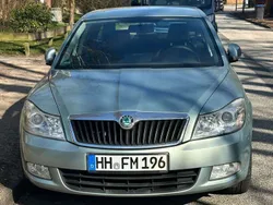 Grün Gebraucht 2009 Skoda Octavia Ambiente Kombi | 4.800 € (Fairer Preis)