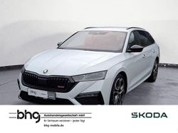 Moonweiß perleffekt Gebraucht 2022 Skoda Octavia RS Kombi | 30.830 € (Fairer Preis)
