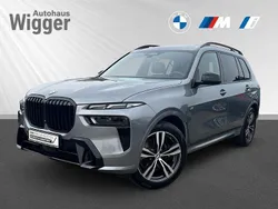 Grau Gebraucht 2023 BMW X7 M Sport SUV | 89.900 € (Superpreis)