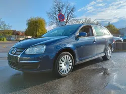Blau Gebraucht 2007 VW Golf V Trendline Kombi | 1.999 € (Guter Preis)