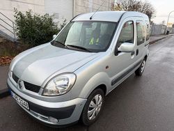Silber Gebraucht 2005 Renault Kangoo Privilege Kombi | 1.700 €