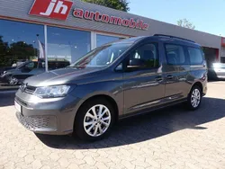 Grau Gebraucht 2021 VW Caddy Maxi Life Van / Kleinbus | 31.300 € (Fairer Preis)