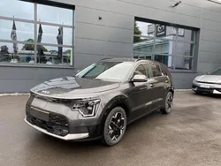 Interstellar grau metallic Gebraucht 2024 Kia e-Niro Inspiration SUV | 33.990 € (Teuer)