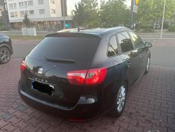 Silber Gebraucht 2011 Seat Ibiza ST Kombi | 3.800 € (Fairer Preis)