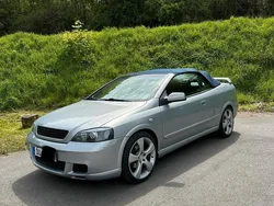 Silber Gebraucht 2002 Opel Astra Cabriolet Cabrio | 6.000 €