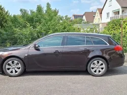 Braun Gebraucht 2012 Opel Insignia Kombi | 4.750 € (Etwas zu teuer)