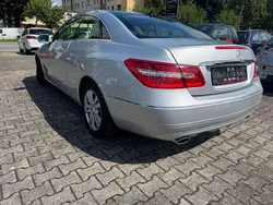 Iridiumsilber Gebraucht 2009 Mercedes E350 Coupé | 14.695 € (Teuer)