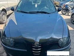 Schwarz Gebraucht 2002 Alfa Romeo 147 Distinctive Kleinwagen | 1.290 € (Fairer Preis)