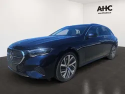 Metalliclack nautikblau Gebraucht 2025 Mercedes E220 Avantgarde Kombi | 67.590 €
