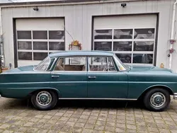 Grün Gebraucht 1967 Mercedes W111 Limousine | 7.890 €