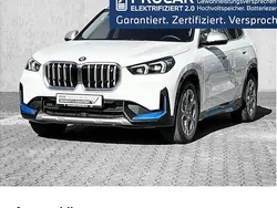 Weiß Gebraucht 2023 BMW iX1 xLine SUV | 37.490 € (Superpreis)