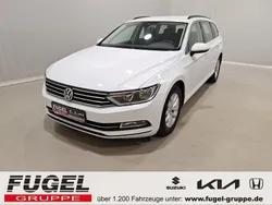 Pure white Gebraucht 2018 VW Passat Comfortline Kombi | 16.995 € (Guter Preis)