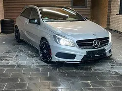 Grau Gebraucht 2013 Mercedes A180 AMG line Limousine | 13.500 €