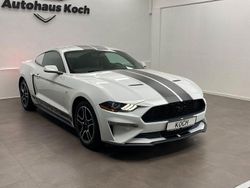 Weiß Gebraucht 2018 Ford Mustang GT Coupé | 25.900 € (Fairer Preis)