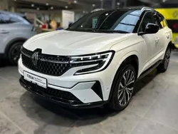 Weiß Gebraucht 2023 Renault Austral Iconic SUV | 33.490 € (Guter Preis)