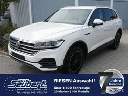 Weiß Gebraucht 2018 VW Touareg Pro SUV | 48.990 € (Etwas zu teuer)