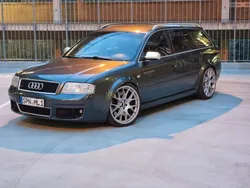 Grau Gebraucht 2003 Audi RS6 Sport Kombi | 20.000 € (Fairer Preis)