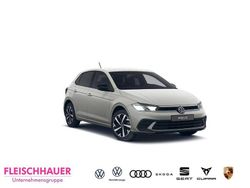 Grau Neu 2025 VW Polo Goal Limousine | 26.480 € (Etwas zu teuer)