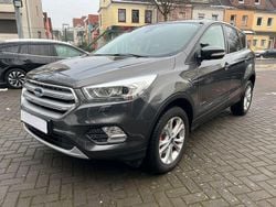 Grau Gebraucht 2017 Ford Kuga Titanium SUV | 14.500 € (Guter Preis)