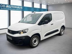 Weiß Gebraucht 2022 Peugeot Partner Premium Van / Kleinbus | 15.680 € (Fairer Preis)