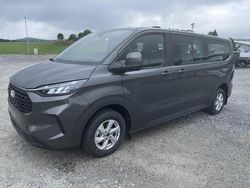 Grau, magneticgrau (metallic) (pn4dq0) Neu 2025 Ford Tourneo Custom Trend Van | 45.379 €