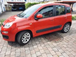 Rot Gebraucht 2018 Fiat Panda Lounge Kleinwagen | 8.400 € (Fairer Preis)