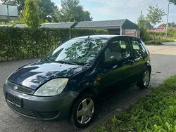 Blau Gebraucht 2003 Ford Fiesta Kleinwagen | 620 €