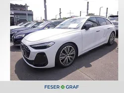 Gletscherweiß Gebraucht 2024 Audi A5 Ambiente Coupé | 73.790 €