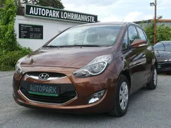 Braun Gebraucht 2013 Hyundai ix20 Edition Van / Kleinbus | 5.990 € (Fairer Preis)