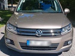 Beige Gebraucht 2014 VW Tiguan Trendline SUV | 13.000 € (Teuer)