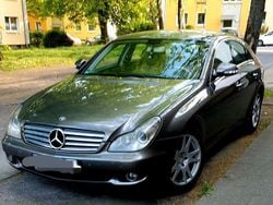 Grau Gebraucht 2006 Mercedes 320 Coupé | 3.500 €