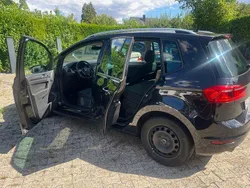 Schwarz Gebraucht 2016 VW Golf Sportsvan Allstar Van / Kleinbus | 9.500 € (Fairer Preis)