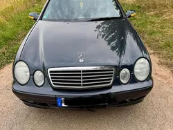 Schwarz Gebraucht 1999 Mercedes CLK230 Coupé | 3.200 € (Fairer Preis)