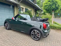 Grün Gebraucht 2021 Mini John Cooper Works Cabriolet Cabrio | 33.900 € (Fairer Preis)