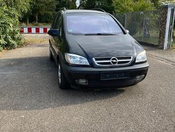 Schwarz Gebraucht 2004 Opel Zafira Van / Kleinbus | 2.500 €
